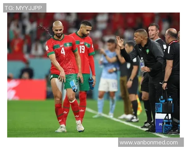 西班牙足球队以五比一战胜摩洛哥队精彩回顾与分析