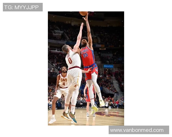 里昂与兰斯的最新比分动态及比赛精彩瞬间分析